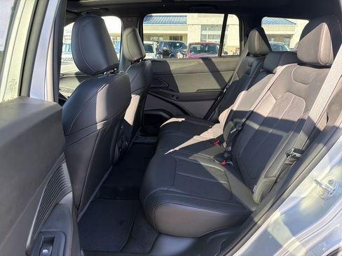 New 2026 Jeep Cherokee Overland w/ Advanced Pro Tech Group image 25