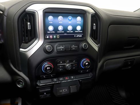 Used 2021 Chevrolet Silverado 2500 LT w/ Convenience Package AWD/4WD image 25