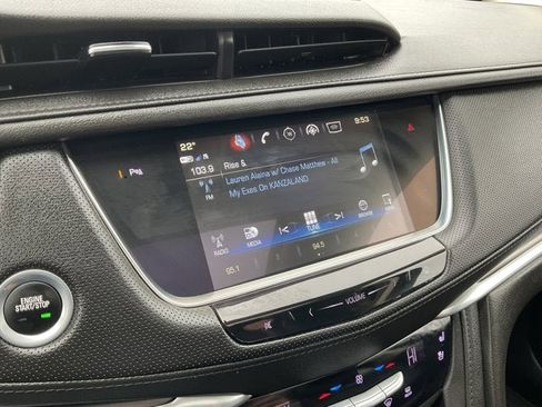 Used 2019 Cadillac XT5 Premium Luxury image 9