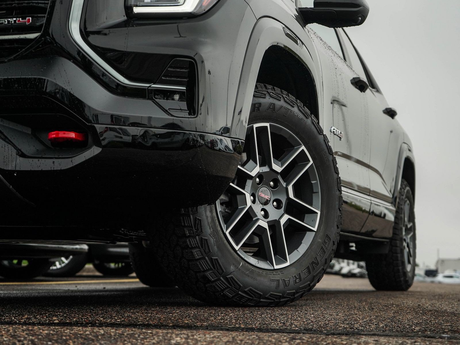 New 2027 GMC Terrain AT4 w/ Convenience Package III AWD/4WD image 6