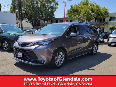 Certified 2023 Toyota Sienna XLE
