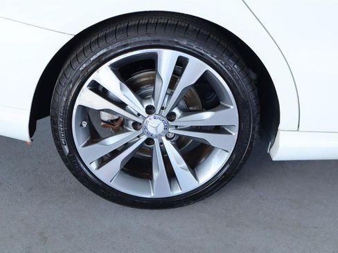 Used 2016 Mercedes-Benz CLA 250 image 5