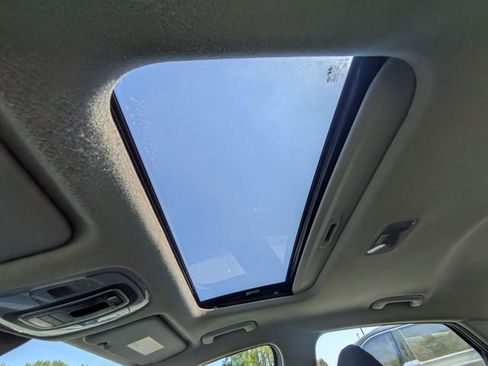 Used 2025 Hyundai Elantra SEL w/ Cargo Package image 21