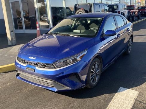 Used 2024 Kia Forte LXS image 4