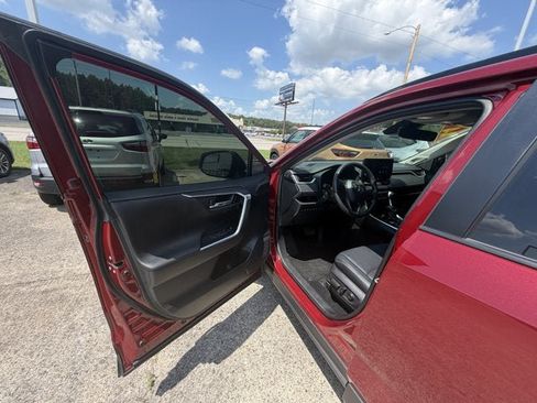 Used 2024 Toyota RAV4 Limited w/ Advanced Technology Package AWD/4WD image 13