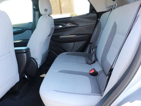 Used 2025 Chevrolet TrailBlazer LT FWD image 14