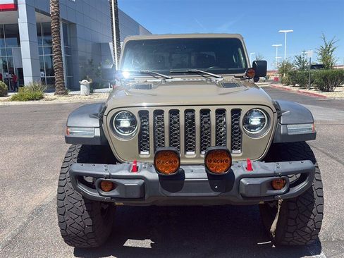 Used 2020 Jeep Gladiator Rubicon AWD/4WD image 3
