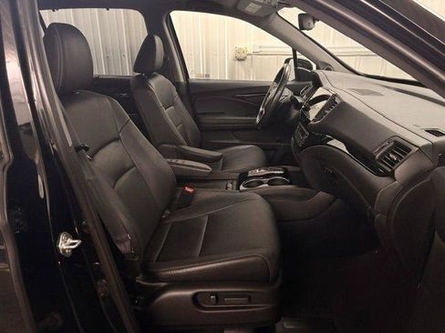 Used 2022 Honda Pilot Touring image 29