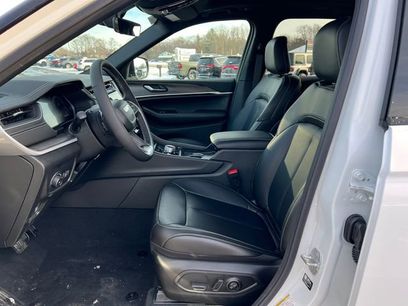 New 2025 Jeep Grand Cherokee Limited w/ Trailer Tow Package