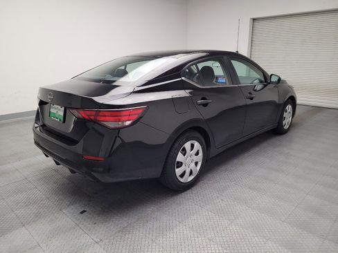 Used 2024 Nissan Sentra S image 9