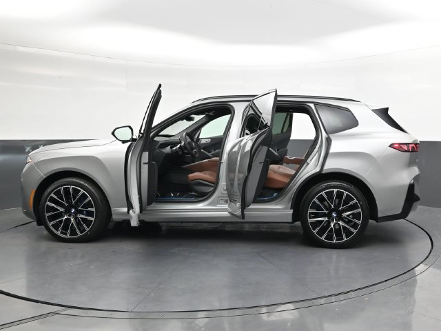 New 2027 BMW X5 xDrive40i w/ M Sport Professional Package AWD/4WD image 40