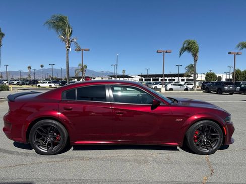 Used 2020 Dodge Charger Scat Pack RWD image 9
