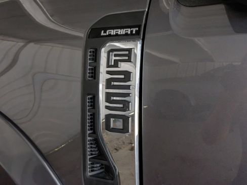 Used 2025 Ford F250 Lariat w/ Chrome Package AWD/4WD image 56
