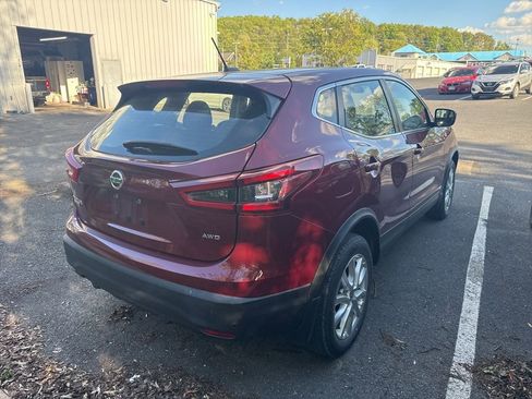 Used 2021 Nissan Rogue Sport S image 4