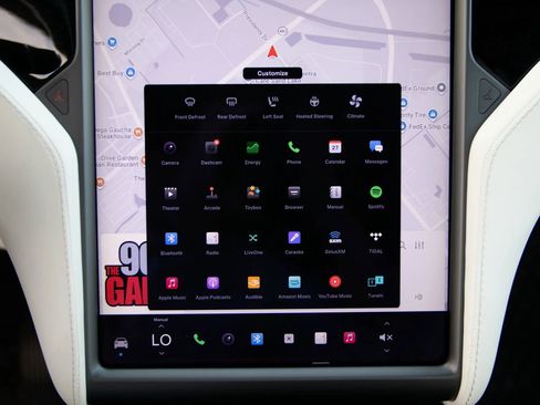 Used 2018 Tesla Model X 100D image 39