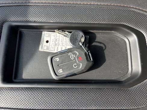 Used 2021 GMC Sierra 1500 AT4 image 53