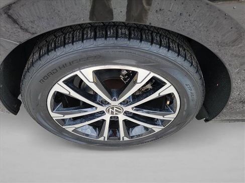 Used 2022 Volkswagen Jetta Sport image 11