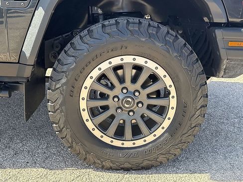 Used 2024 INEOS Grenadier Fieldmaster Edition image 7