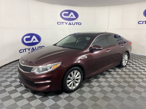 Used 2016 Kia Optima EX w/ Premium Package FWD image 7