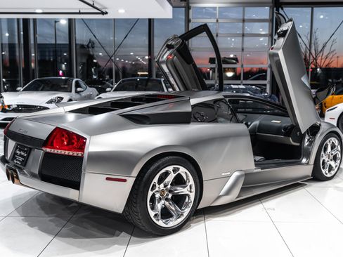 Used 2005 Lamborghini Murcielago Coupe image 48