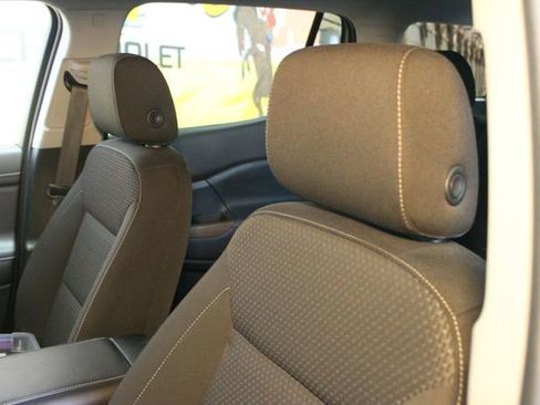 Used 2023 GMC Acadia SLE w/ Trailering Package image 22