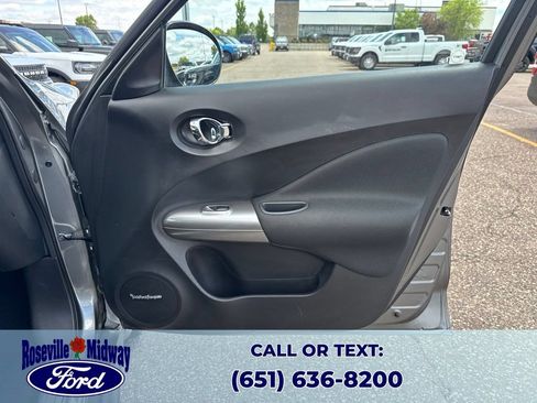 Used 2013 Nissan Juke SV w/ Chrome Pkg FWD image 32