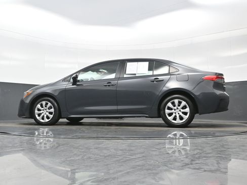 Used 2023 Toyota Corolla LE image 27