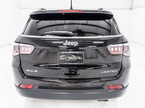 Used 2019 Jeep Compass Limited w/ Safety & Security Group AWD/4WD image 5
