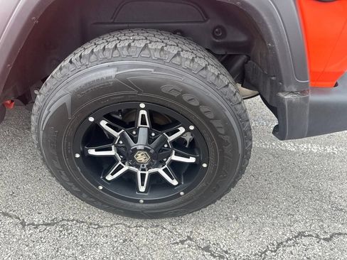 Used 2018 Jeep Wrangler Sport AWD/4WD image 46