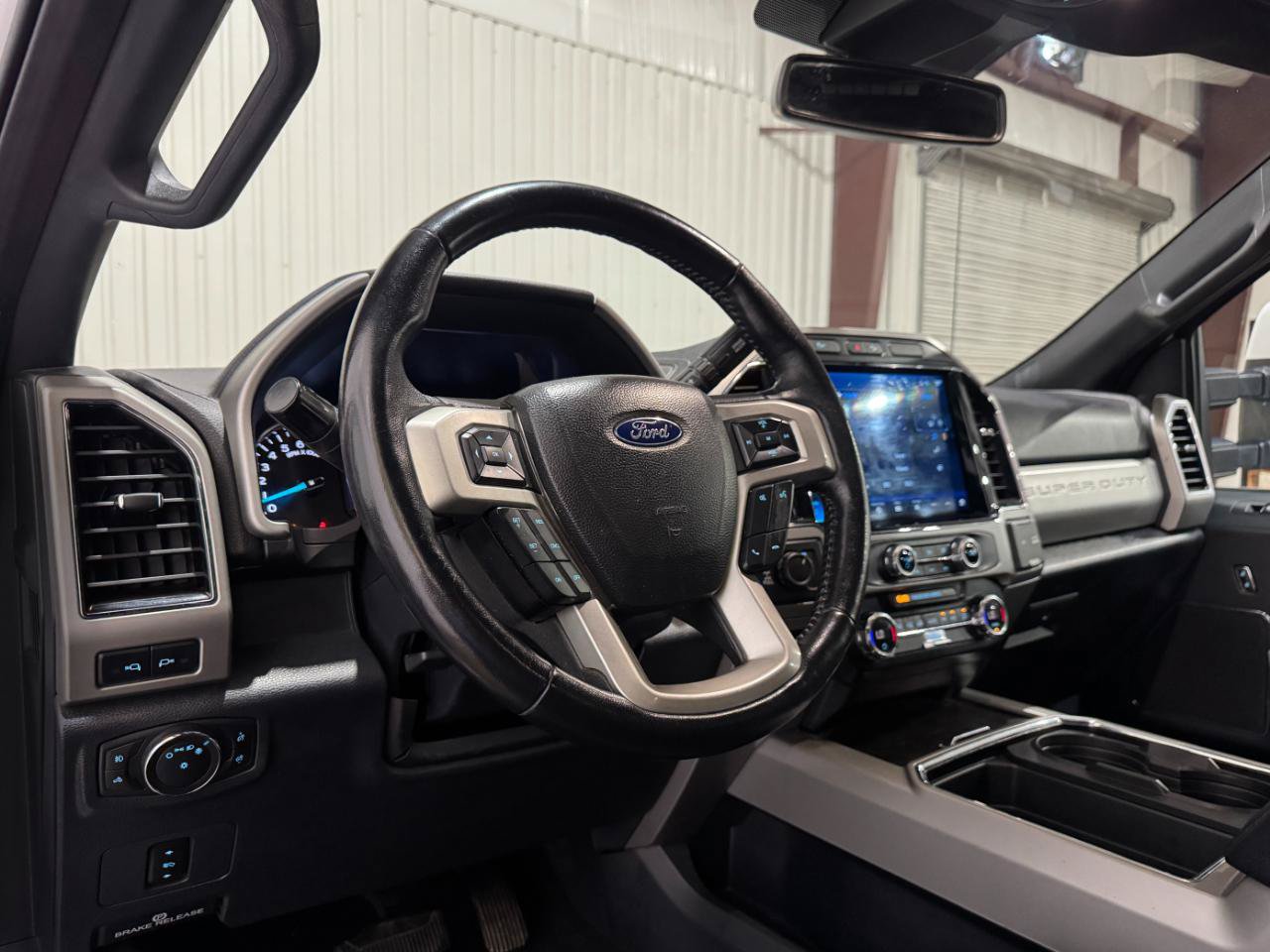 Used 2022 Ford F250 Lariat AWD/4WD image 5