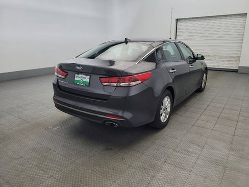Used 2018 Kia Optima LX image 9