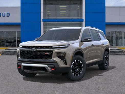 New 2027 Chevrolet Traverse Z71 w/ Driver Confidence Package AWD/4WD image 6