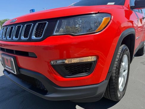 Used 2018 Jeep Compass Sport AWD/4WD image 11