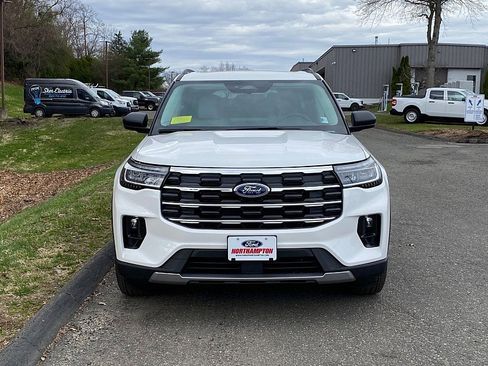 New 2026 Ford Explorer Active w/ Active Comfort Package image 9