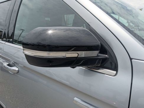 Used 2021 Lincoln Navigator L Reserve AWD/4WD image 12