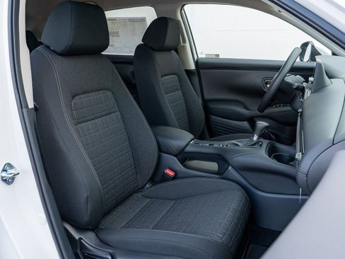 New 2026 Honda HR-V LX image 16