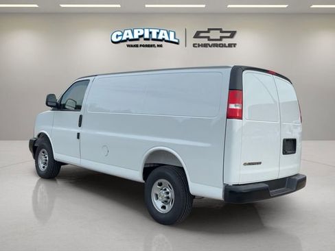 New 2025 Chevrolet Express 2500 Work Van image 3