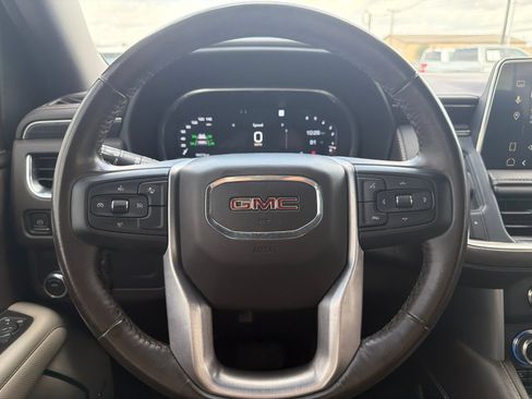 Used 2023 GMC Yukon SLT RWD image 24