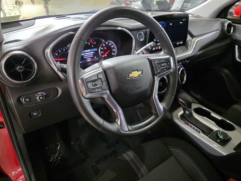 Used 2025 Chevrolet Blazer LT image 24