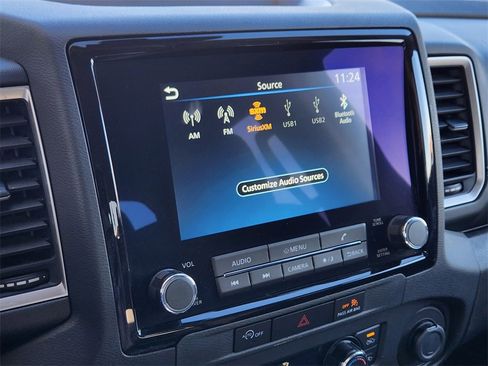 Used 2024 Nissan Frontier SV w/ SV Convenience Package image 11