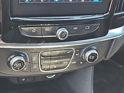 Used 2023 Chevrolet Traverse RS w/ LPO, Floor Liner Package FWD image 18