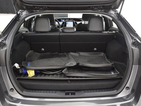 Used 2020 Toyota Prius Prime XLE FWD image 30