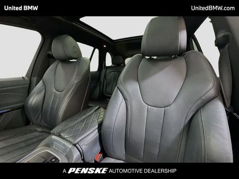 Used 2021 BMW X5 sDrive40i w/ M Sport Package RWD image 5