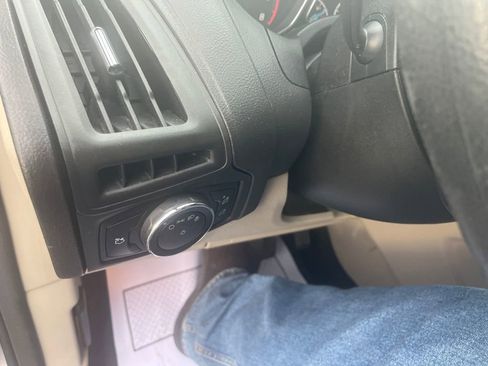 Used 2014 Ford Focus SE image 13