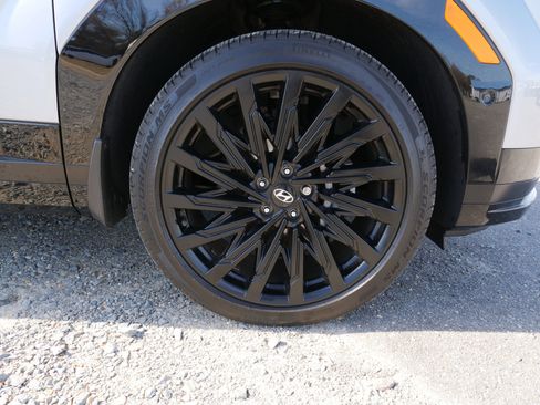 Used 2024 Hyundai Santa Fe Calligraphy image 10