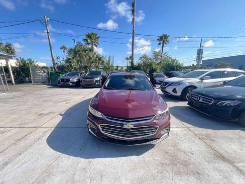 Used 2016 Chevrolet Malibu LT w/ Leather Package FWD image 1
