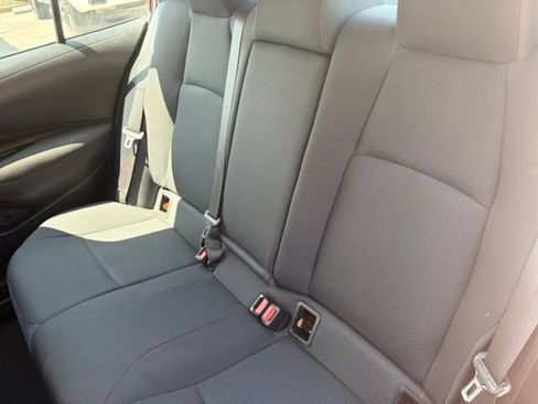 Used 2022 Toyota Corolla LE FWD image 23