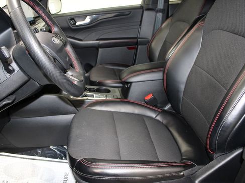 Used 2024 Ford Escape ST-Line image 22