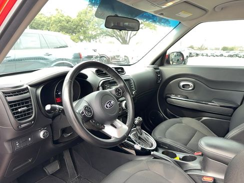 Used 2017 Kia Soul + w/ Audio Package image 11