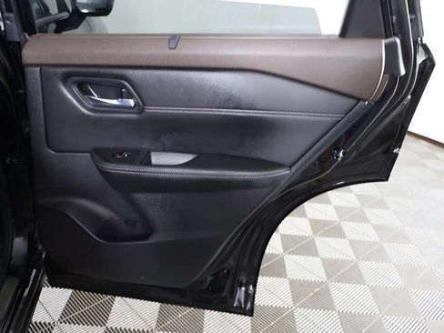 Used 2023 Nissan Rogue SL w/ SL Premium Package AWD/4WD image 28